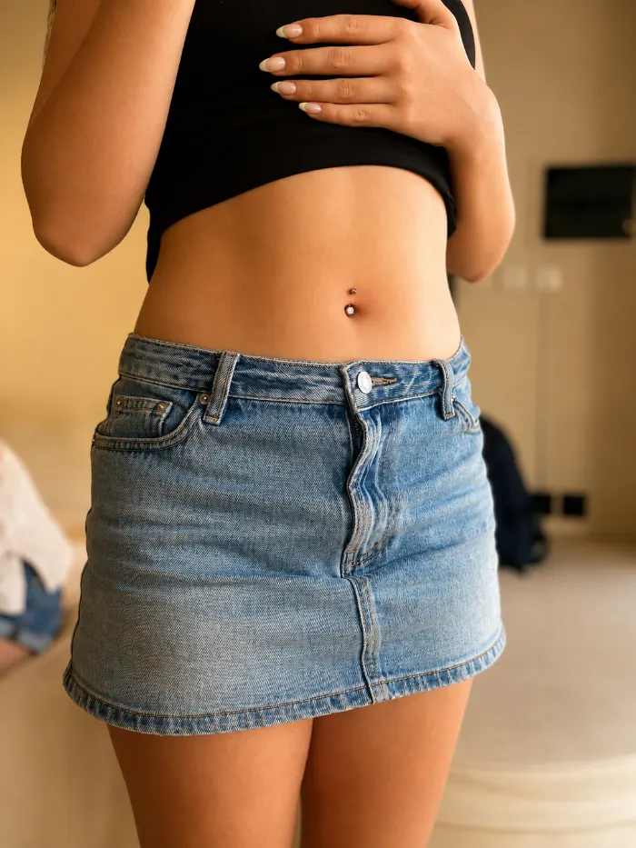 Navel piercing healed on a client